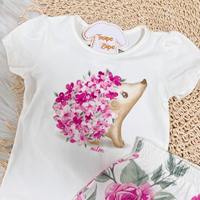 Conj. Blusa Porquinha com Flores e Short Saia Floral - Off White e Rosa